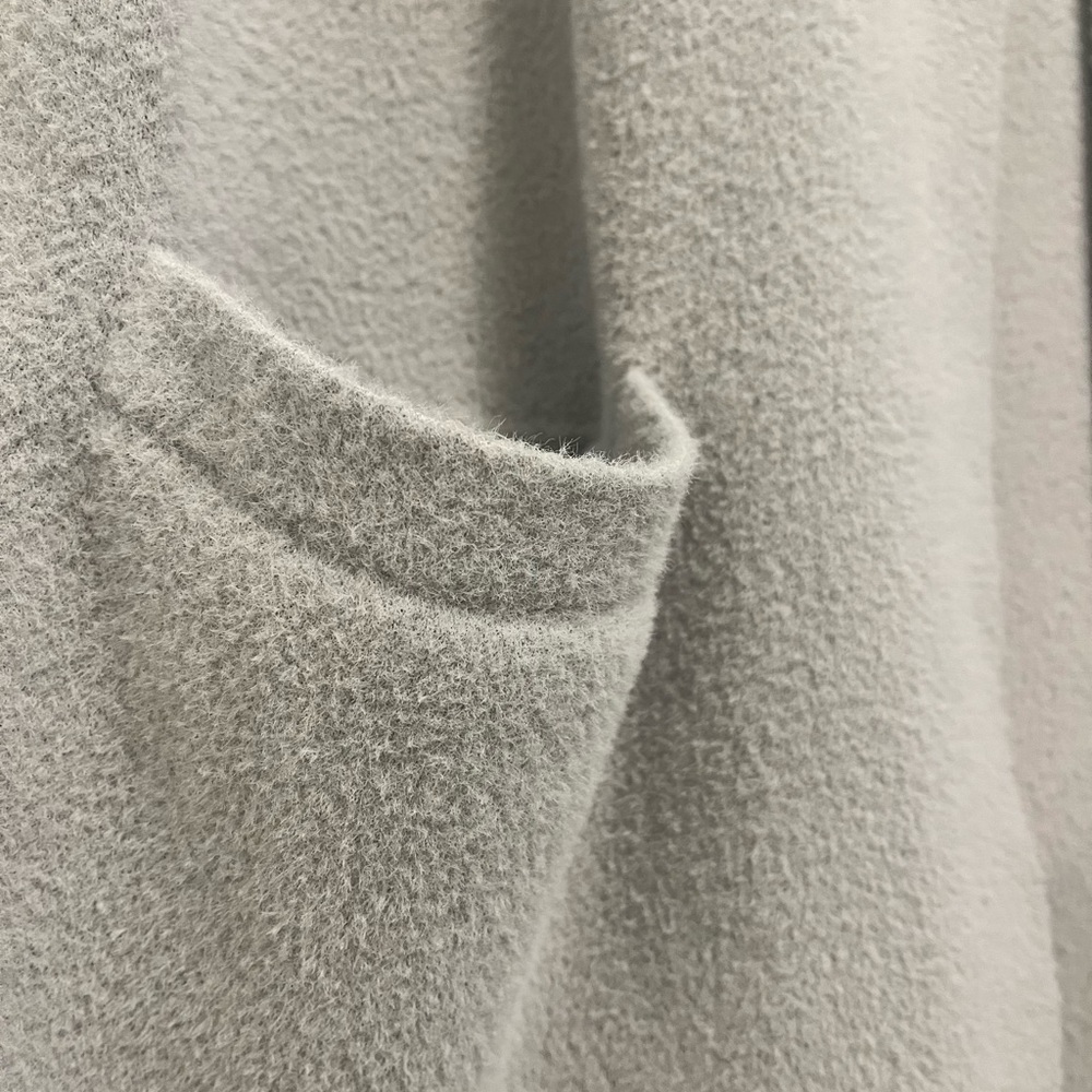 Brand new super soft thick grey cardigan S-M size - Picture 5 of 5